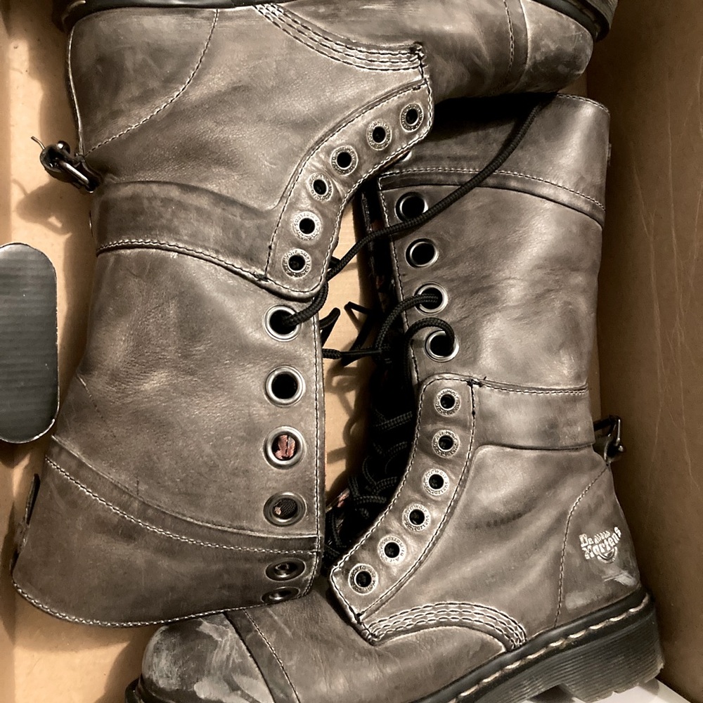 Dr. martens boots size 7.